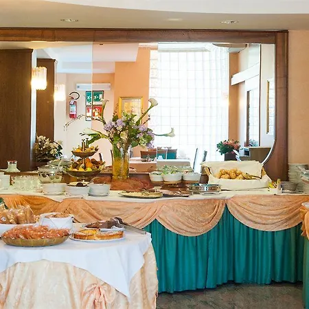 Eden Garda Hotel 4*