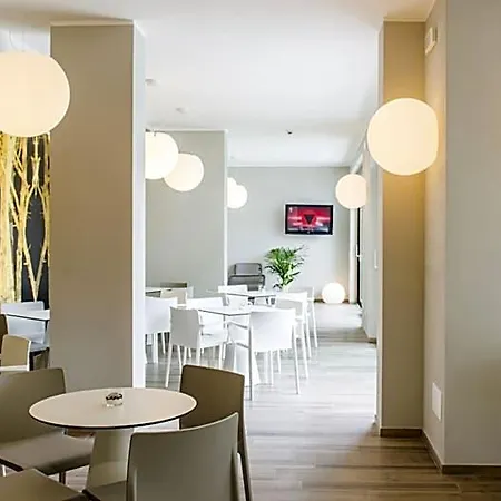 Eden Hotell